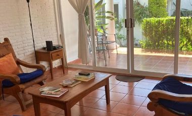 PRIVADA CON PORTON  ELECTRICO