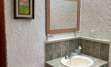 PRIVADA CON PORTON  ELECTRICO