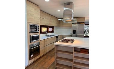 Casa en Arriendo Envigado Sector Loma del Escobero