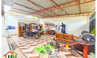 00394  VENTA CASA YARINACOCHA  MATERIAL SEMINOBLE  400 m2