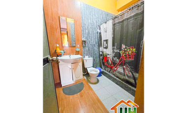 00394  VENTA CASA YARINACOCHA  MATERIAL SEMINOBLE  400 m2