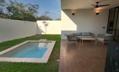 Casa Silveria en Venta en Silvesta  en Conkal