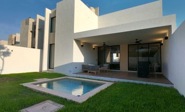 Casa Silveria en Venta en Silvesta  en Conkal