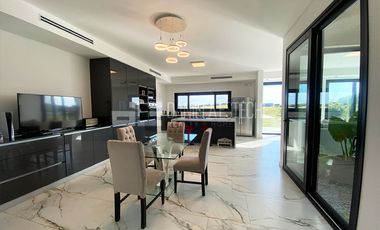 Casa en El Canton Barrio Golf
