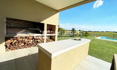 Casa en El Canton Barrio Golf