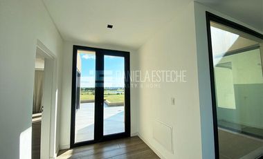 Casa en El Canton Barrio Golf