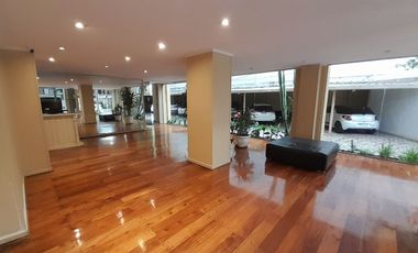 Est. Vicente López - Excelente Dpto. Súper Luminoso - Vista abierta al Río y Jardines!