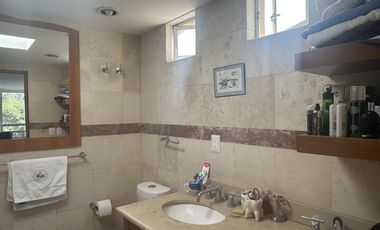 Departamento en venta en Tetelpan en condominio arbolado con alberca