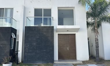 Casa en venta en condominio en Residencial el Refugio