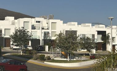 Casa en venta en condominio en Residencial el Refugio