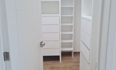 Casa en venta con amplios espacios  (Bosque Real)