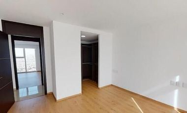Departamento en Oaks en Bosque Real