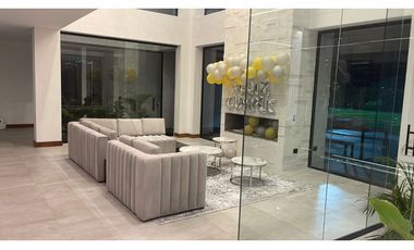 Casa Campestre en Venta en Rionegro Sector Llano Grande