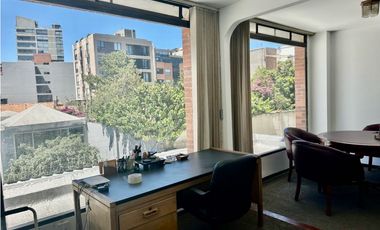 VENTA OFICINA 26m2 UNICENTRO