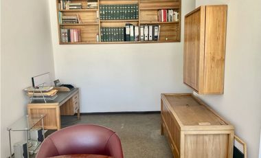 VENTA OFICINA 26m2 UNICENTRO