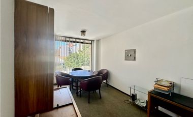 VENTA OFICINA 26m2 UNICENTRO