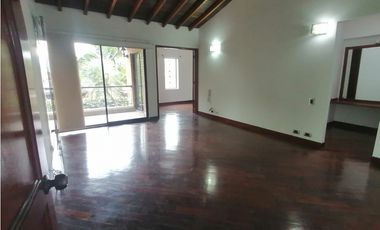 CASA PARA ARRENDAR EN EL POBLADO