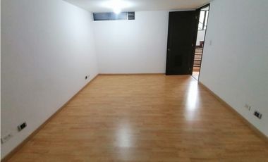 CASA PARA ARRENDAR EN EL POBLADO