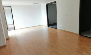 CASA PARA ARRENDAR EN EL POBLADO