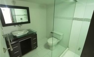 CASA PARA ARRENDAR EN EL POBLADO