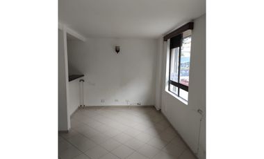 CASA PARA ARRENDAR EN EL POBLADO