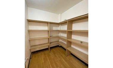 Casa  en  Arriendo Envigado Sector Loma de Zuñiga