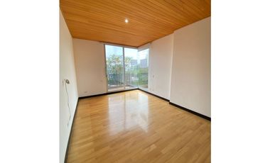 Casa  en  Arriendo Envigado Sector Loma de Zuñiga