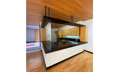 Casa  en  Arriendo Envigado Sector Loma de Zuñiga