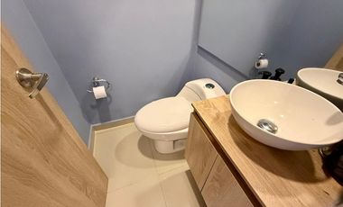 SE VENDE APARTAMENTO EN MONTU - MARBELLA