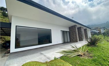 Casa en Arriendo Envigado Sector El Salado