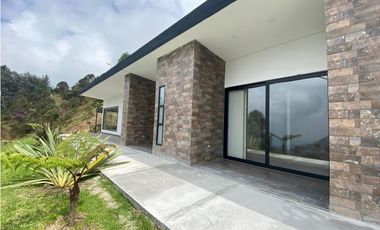 Casa en Arriendo Envigado Sector El Salado