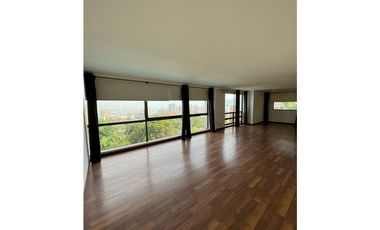 Apartamento Penthouse en Arriendo Poblado Sector Loma de los Gonzalez