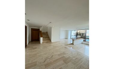 Apartamento Penthouse en Arriendo Poblado Sector Loma de los Gonzalez