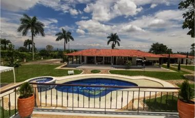 Casa campestre en condominio para la venta en Cerritos, Pereira!!!