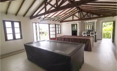 Casa campestre en condominio para la venta en Cerritos, Pereira!!!