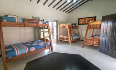 Casa campestre en condominio para la venta en Cerritos, Pereira!!!