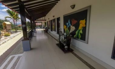 Casa campestre en condominio para la venta en Cerritos, Pereira!!!