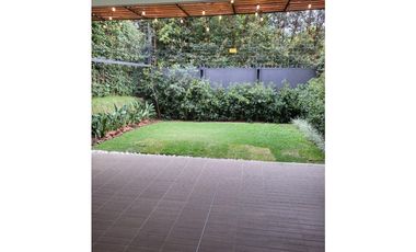 Casa Duplex en Arriendo en Envigado Sector La Calleja