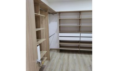 Casa Duplex en Arriendo en Envigado Sector La Calleja