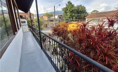 Casa Comercial en Arriendo Medellín Sector Estadio