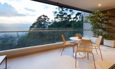 Apartamento en Arriendo/ Venta Medellín Sector Cola del Zorro