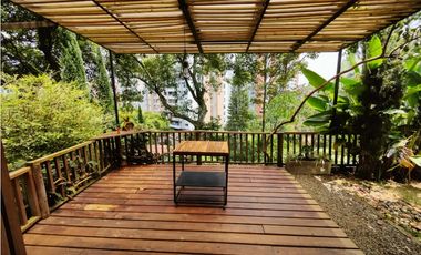 Casa Independiente en Arriendo Envigado sector Loma de las Brujas