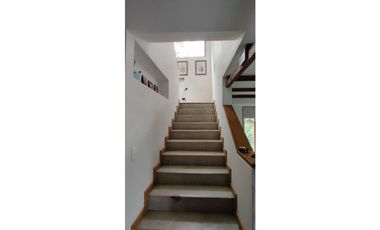 Casa Independiente en Arriendo Envigado sector Loma de las Brujas