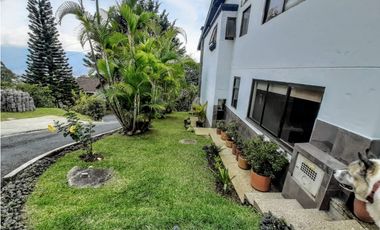 Casa en Arriendo Envigado Sector Loma el Atravezado