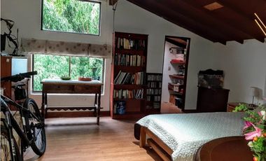 Casa en Arriendo Envigado Sector Loma el Atravezado