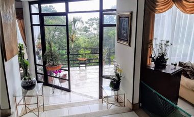 Casa en Arriendo Envigado Sector Loma el Atravezado
