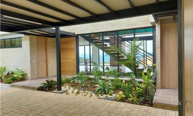 Casa en Arriendo Envigado Sector Loma del escobero