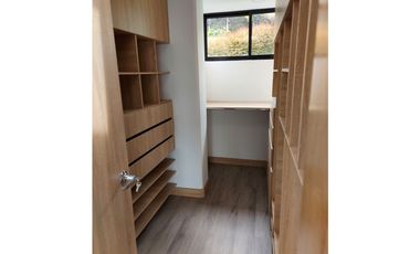 Casa en Arriendo Envigado Sector Loma del escobero