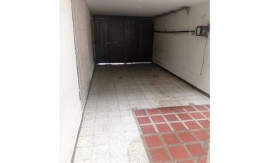 Casa Comercial en Arriendo Medellín sector Belén