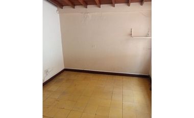 Casa Comercial en Arriendo Medellín sector Belén